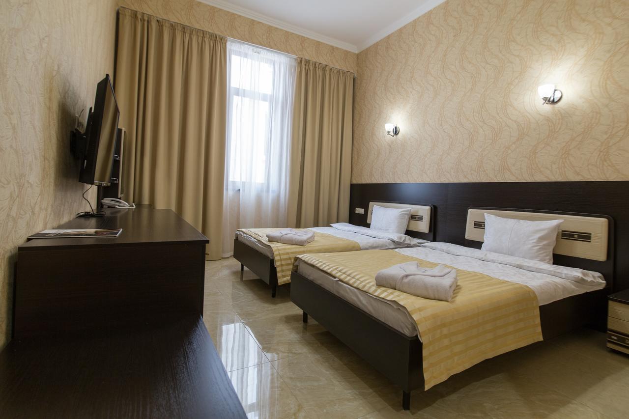 Imperia Boutique Hotel Sochi Bagian luar foto